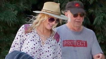 Neil Young y Daryl Hannah se casan en secreto