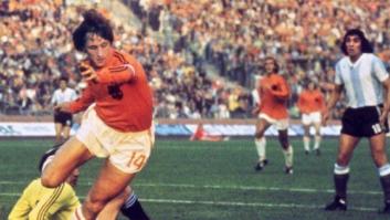 7 vídeos para recordar a Cruyff