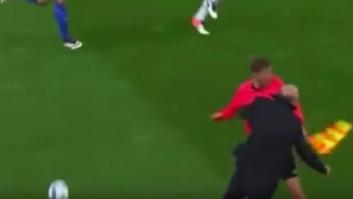 Del Bosque termina por los suelos en el Italia-España (VÍDEO)