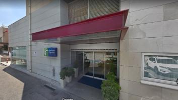 Este hotel de Alcorcón, en boca de todo Twitter por cómo trató a una persona sorda: "¡GRACIAS!"