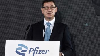 El CEO de Pfizer cree que el covid seguirá durante años aunque adelanta cuándo podremos hacer "vida normal"
