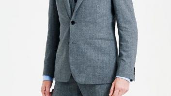 Por qué los hombres nunca se abrochan el segundo botón de la chaqueta del traje