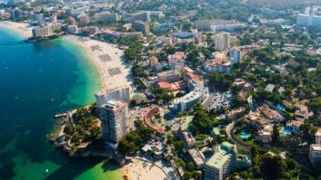 Una joven de 18 años, grave al caerse del tercer piso de un hotel de Palmanova