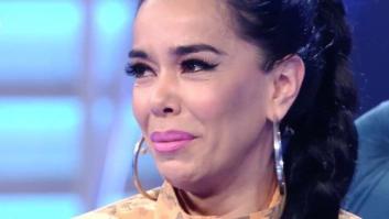 Beatriz Luengo rompe a llorar por la sorpresa de dos madres en 'Volverte a ver'