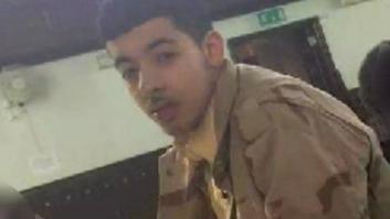 Detienen al padre y al hermano del terrorista de Manchester en Libia, mientras la policía busca una red terrorista vinculada al atentado