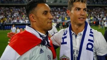 Keylor Navas se rapa la cabeza por los niños que luchan contra el cáncer