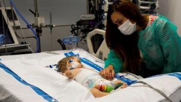 Un solo hígado salva la vida a una niña de 13 años y a una bebé de ocho meses gracias a un trasplante complejo