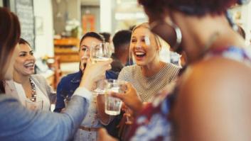 "Me tomo una y me voy" y otras mentiras de un viernes tarde