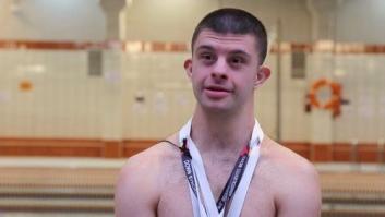 Carlos Hernández, el nadador con Síndrome de Down, gana cinco medallas de oro en París