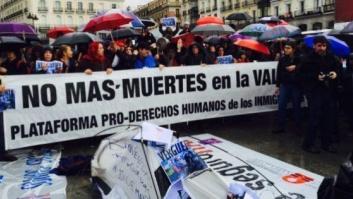 Cacerolada contra el maltrato a refugiados en la frontera