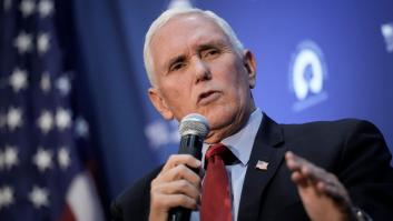 Pence refuta a un "equivocado" Trump: "Yo no podía anular las elecciones"