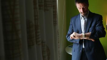 El cadáver de McAfee sigue en Barcelona siete meses después de su suicidio