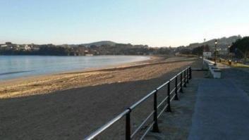 La playa grande de Miño pierde la bandera azul después de 30 años