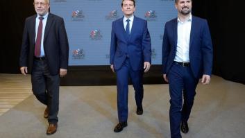 Mañueco cambia el rumbo obligado por las encuestas, olvida (casi) a Sánchez y obvia a Vox al hablar de pactos