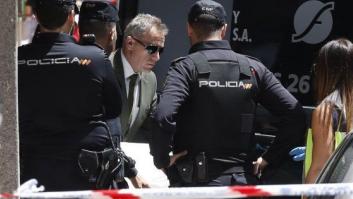 La policía aún busca al presunto asesino de una mujer y su hijo en Alcobendas