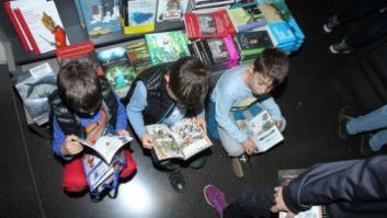 Víctor Amela, Paula Hawkins, Julia Navarro y Sergi Pàmies, los más vendidos en Sant Jordi