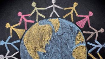 Comunidad, totalitarismo e historia