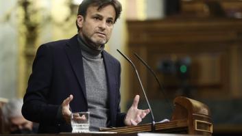 Jaume Asens ve la marcha de Casado del Congreso y la compara con otra muy recordada