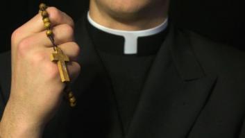 Un exsacerdote, acusado de robar 100.000 euros a una anciana con alzheimer