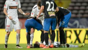 Fallece Patrick Ekeng, ex jugador del Córdoba, mientras disputaba un partido de la liga rumana (VÍDEO)