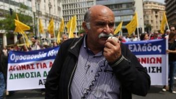 Multitudinaria manifestación contra la polémica reforma de pensiones y fiscal en Grecia
