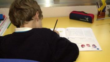 La Asamblea de Madrid pide limitar la carga de deberes en Primaria