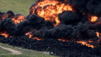 El incendio del cementerio de neumáticos de Seseña afecta a ocho hectáreas