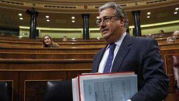 Zoido insiste: "No se ha cometido ninguna ilegalidad con ninguna vivienda"