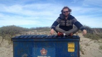 Este vegano no quiere comprar comida: la busca en la basura y gasta menos de cinco euros al año