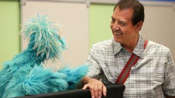 Muere Emilio Delgado, el actor que dio vida a Luis de 'Barrio Sésamo', a los 81 años