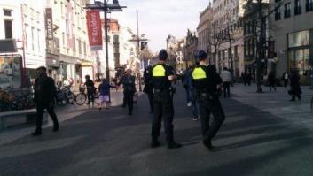 Detienen en Amberes a un conductor tras intentar arrollar a una multitud