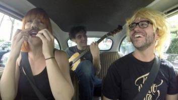 Paseo musical con Aurora & The Betrayers y una parodia de Luz Casal