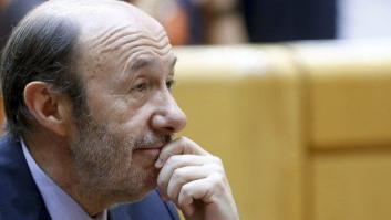 Rubalcaba: "ETA llega cinco años tarde, está fuera del mundo"