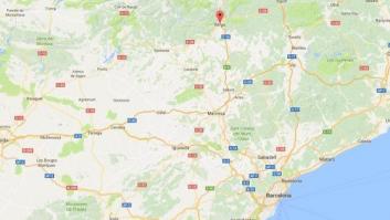 Dos chicos sufren una agresión homófoba por besarse en público en un pueblo de Barcelona