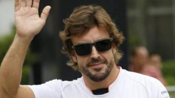 El "nuevo amigo" de cuatro patas de Fernando Alonso en la pista de Singapur
