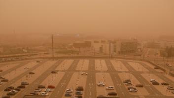 Otra vez los cielos 'rojos': vuelve la nube de polvo sahariano a España este jueves