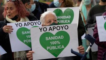 Manifestantes y plataformas reclaman más recursos para la atención primaria