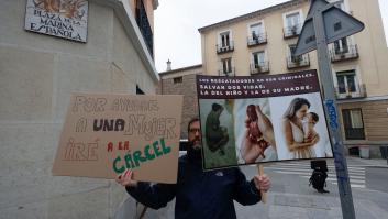 Aprobada definitivamente la ley que penaliza el acoso en clínicas abortivas, pese al rechazo de PP y Vox