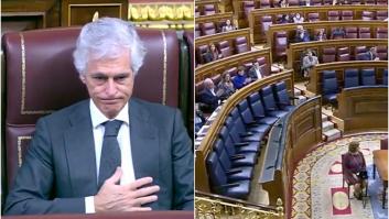 Hasta Unidas Podemos: la ovación del Congreso a Adolfo Suárez tras anunciar su adiós