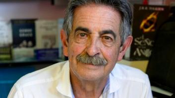 Las tres fotos que le están costando duras críticas a Miguel Ángel Revilla: "Imprudente e irresponsable"