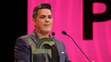 Alejandro Sanz se convierte a sí mismo en un meme