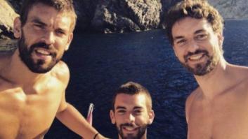 Por qué esta foto de los Gasol provoca cachondeo en EEUU