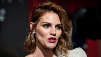 El mal rato de Amaia Salamanca en la alfombra de los Premios GQ al Hombre del Año