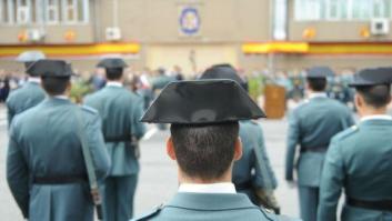 La Guardia Civil publica una polémica defensa de la bandera de España tras una broma de Dani Mateo: "Simboliza la unión"