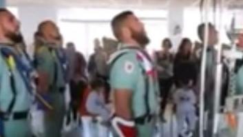 Twitter se indigna con los legionarios por cantar 'Novio de la muerte' a niños con cáncer