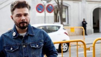 El tuit de Rufián que arrasa por lo que dice sobre las camisetas amarillas requisadas