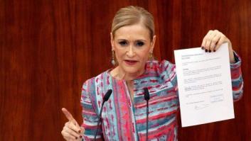 La gente está renunciando a cosas que no tiene en homenaje a Cristina Cifuentes