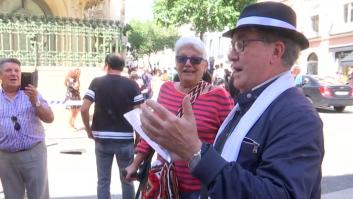 Un reportero de LaSexta homenajea a Camilo Sesto de la mejor forma posible