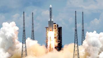China lanza su primera misión espacial a Marte