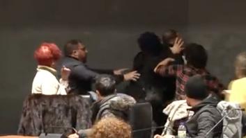 La preparada performance en el Parlamento de Navarra que ha dejado atónito a todo Twitter